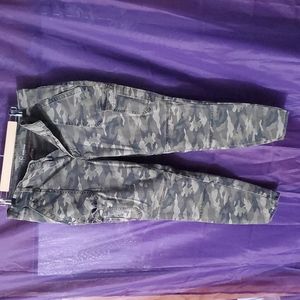 NOBO camo high rise skinnys